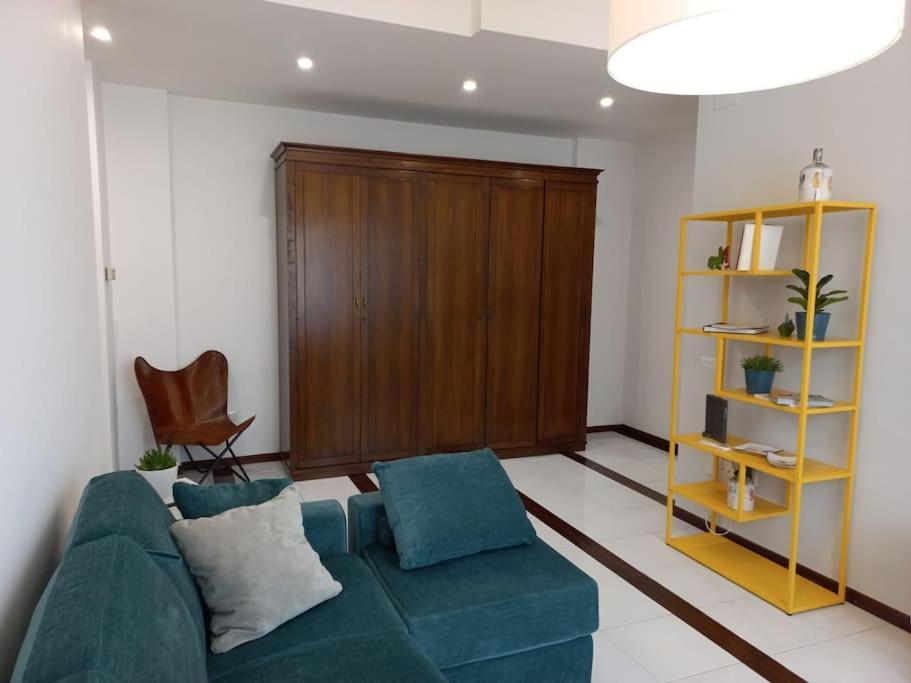 Giulia Town House Tra Citta E Mare Apartamento Salerno Exterior foto