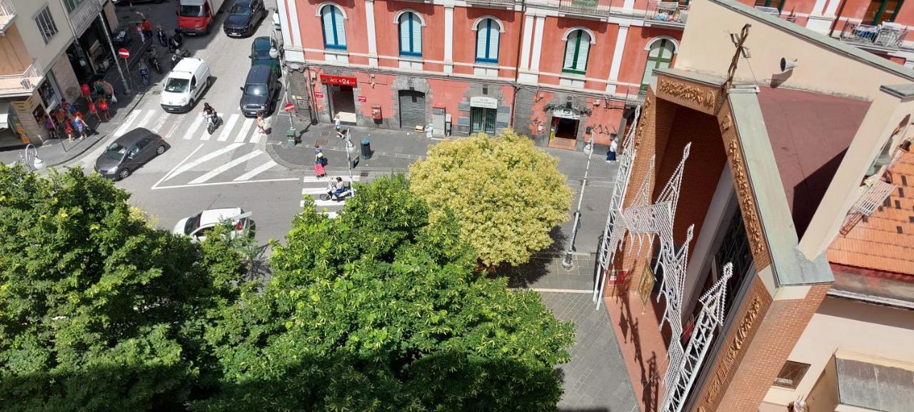 Giulia Town House Tra Citta E Mare Apartamento Salerno Exterior foto